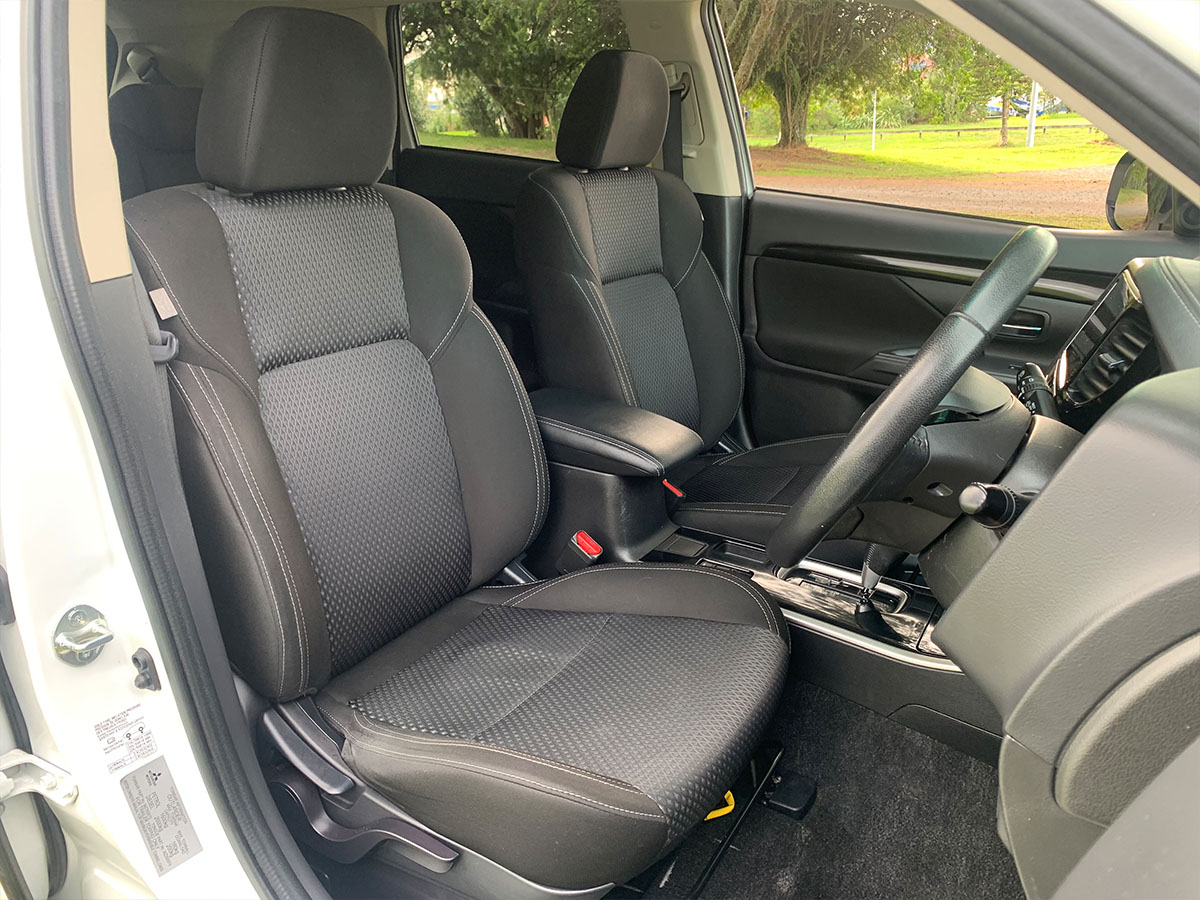 2019 Mitsubishi Outlander LS 2.4 Litre 2WD 7 Seater