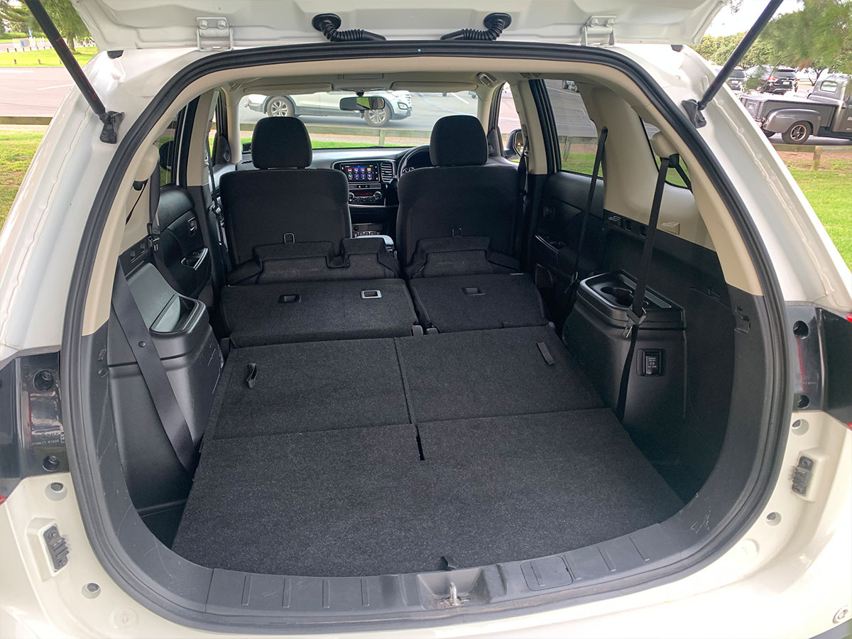 2019 Mitsubishi Outlander LS 2.4 Litre 2WD 7 Seater