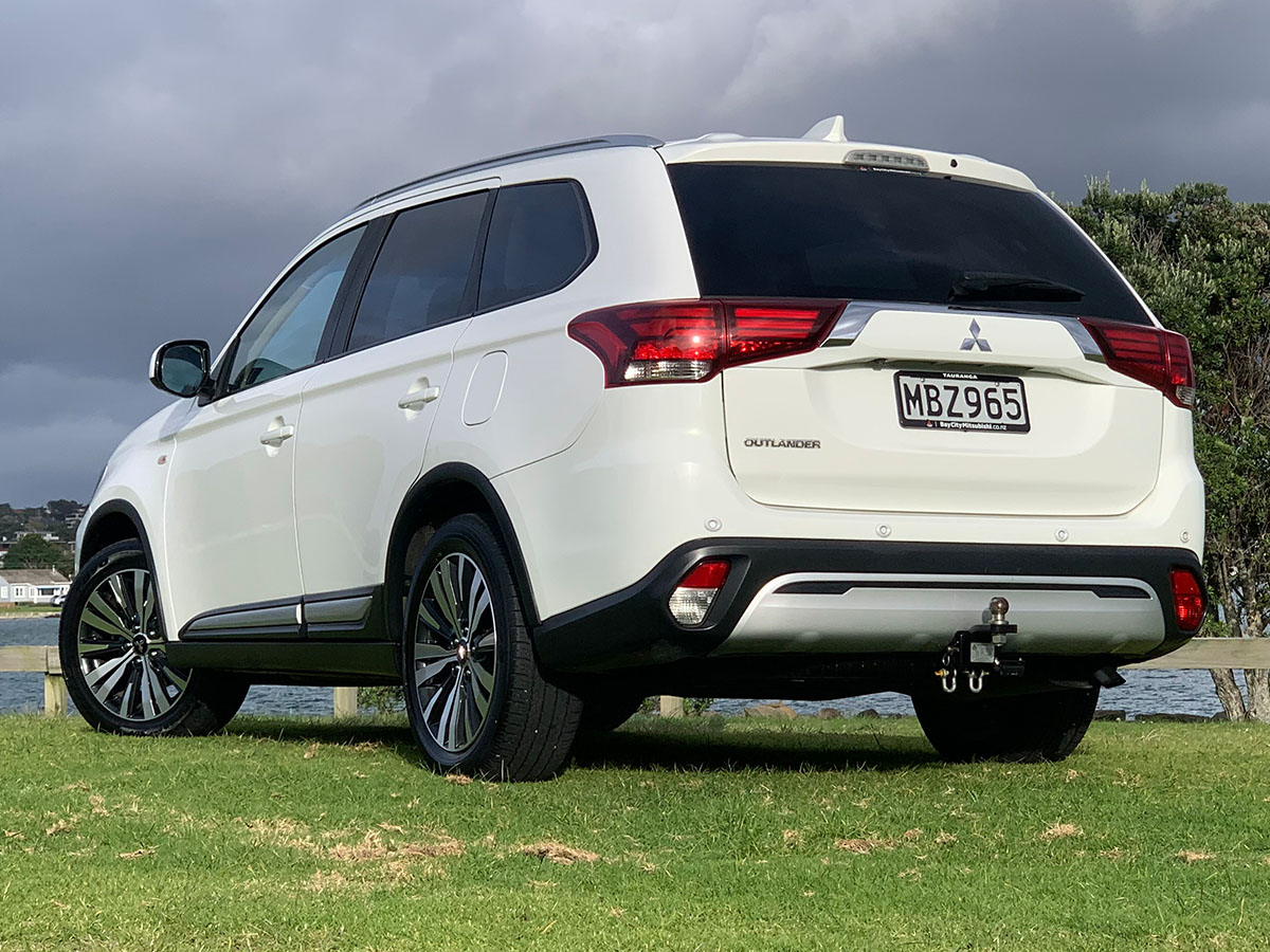 2019 Mitsubishi Outlander LS 2.4 Litre 2WD 7 Seater