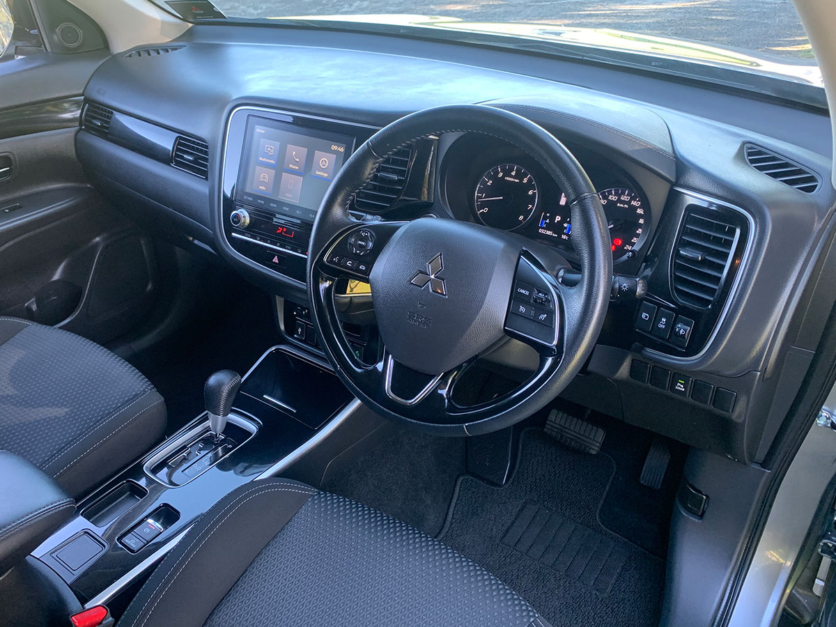 2022 Mitsubishi Outlander LS 2.4L Petrol 7 Seater Automatic