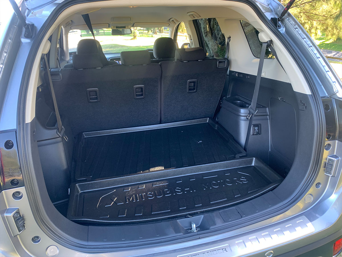 2022 Mitsubishi Outlander LS 2.4L Petrol 7 Seater Automatic