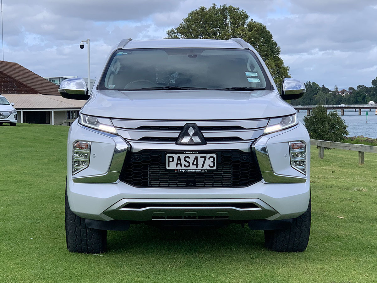 2022 Mitsubishi Pajero Sport VRX 2.4L Diesel 4WD