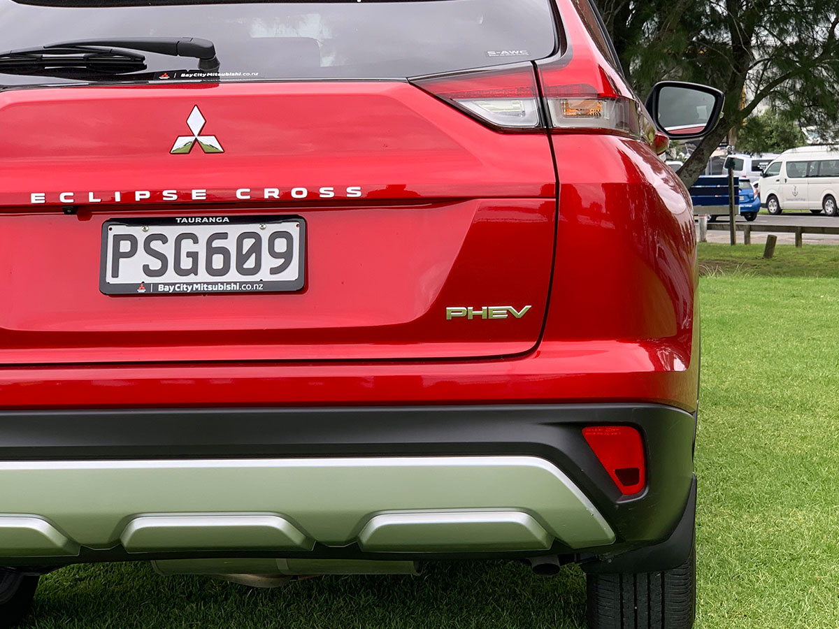 2023 Mitsubishi Eclipse Cross XLS PHEV HYBRID 4WD