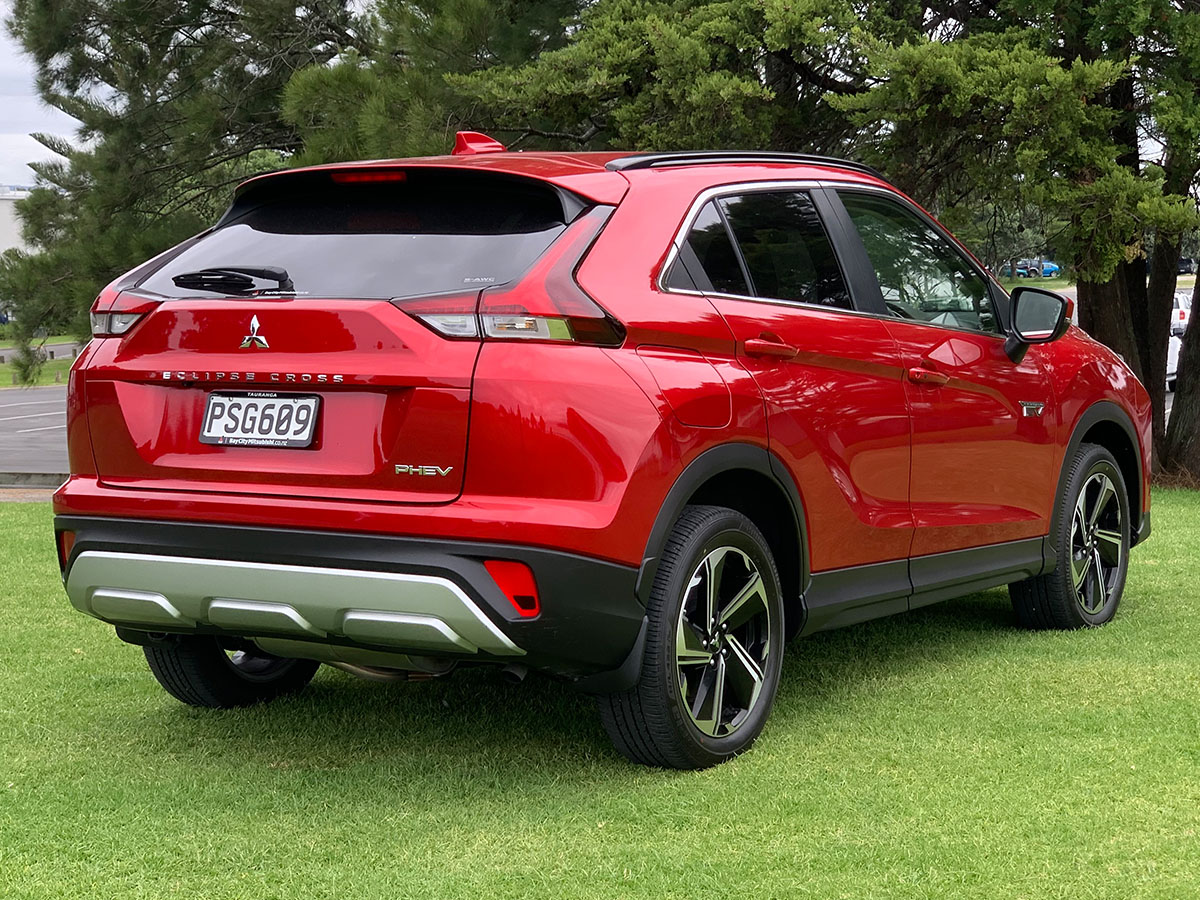 2023 Mitsubishi Eclipse Cross XLS PHEV HYBRID 4WD