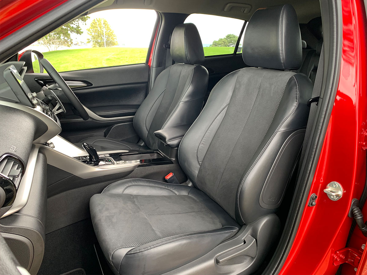 2023 Mitsubishi Eclipse Cross XLS PHEV HYBRID 4WD