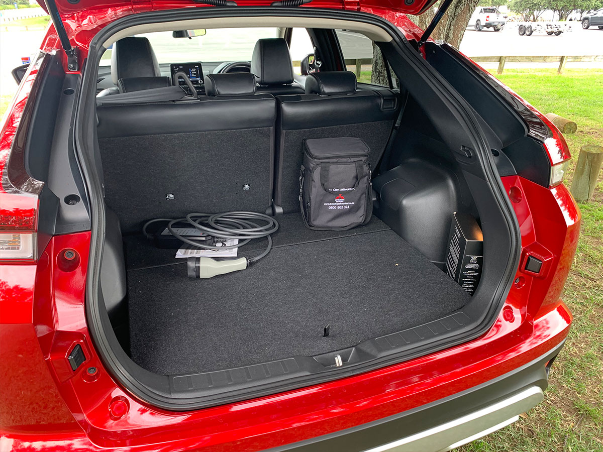 2023 Mitsubishi Eclipse Cross XLS PHEV HYBRID 4WD