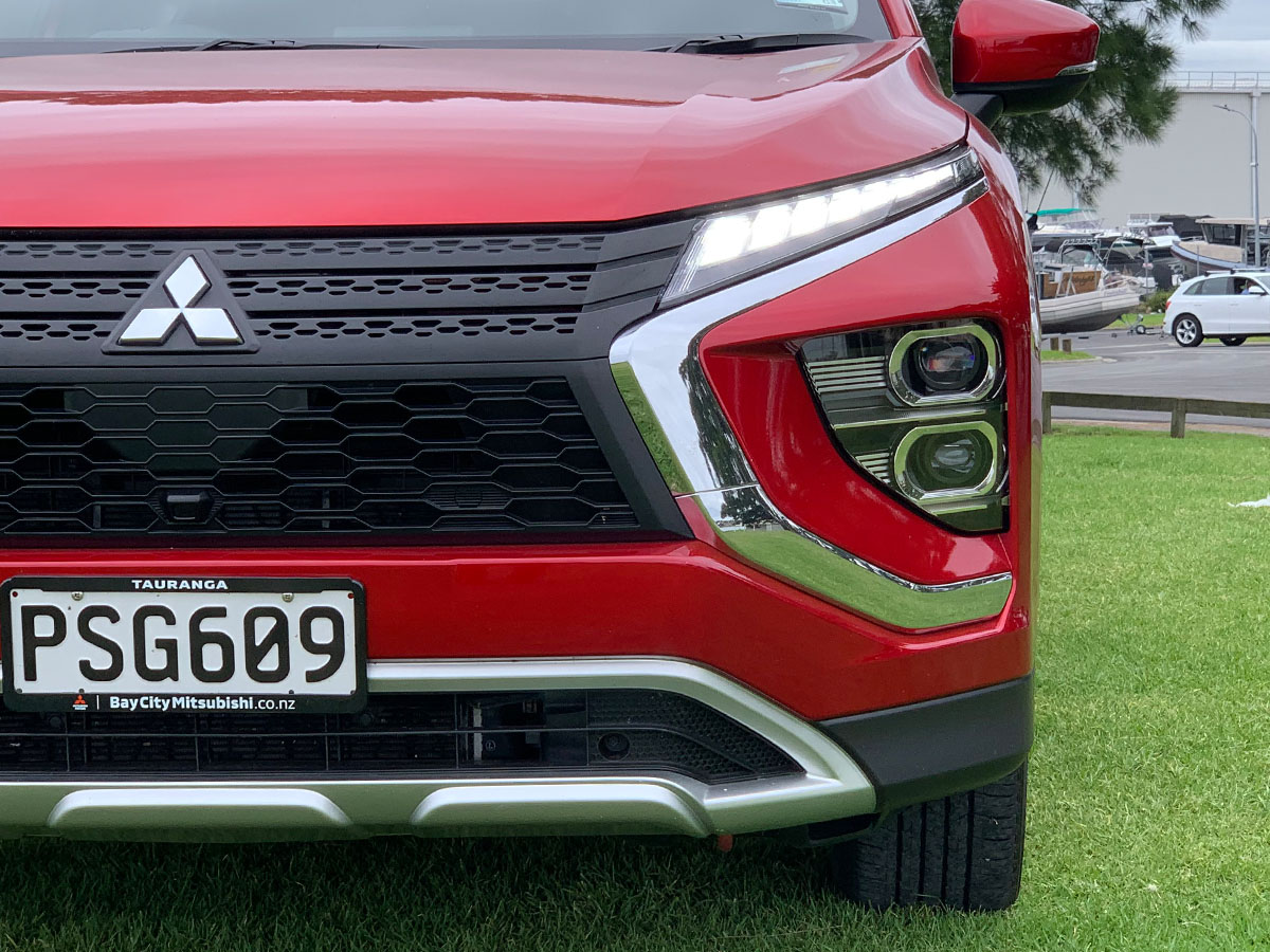 2023 Mitsubishi Eclipse Cross XLS PHEV HYBRID 4WD