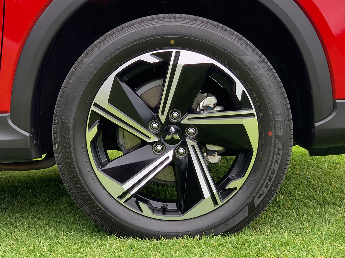 2023 Mitsubishi Eclipse Cross XLS PHEV HYBRID 4WD