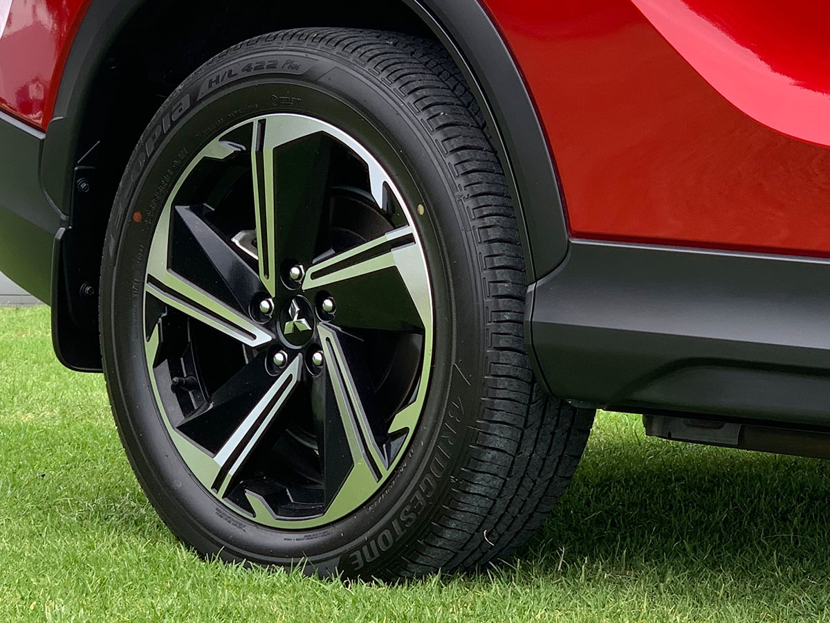 2023 Mitsubishi Eclipse Cross XLS PHEV HYBRID 4WD
