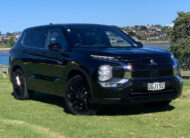 2023 Mitsubishi Outlander PHEV Sport 4WD Hybrid 7 Seater