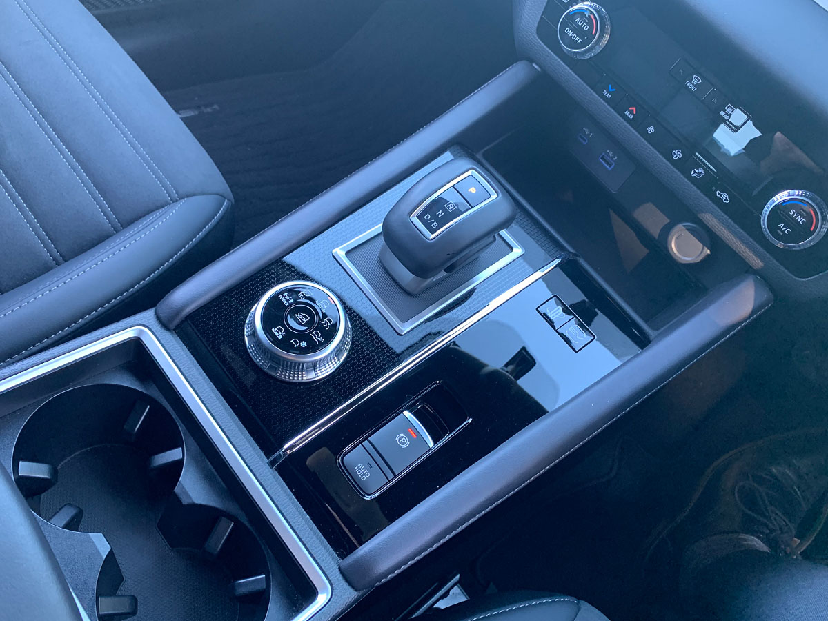 2023 Mitsubishi Outlander PHEV Sport 4WD Hybrid 7 Seater