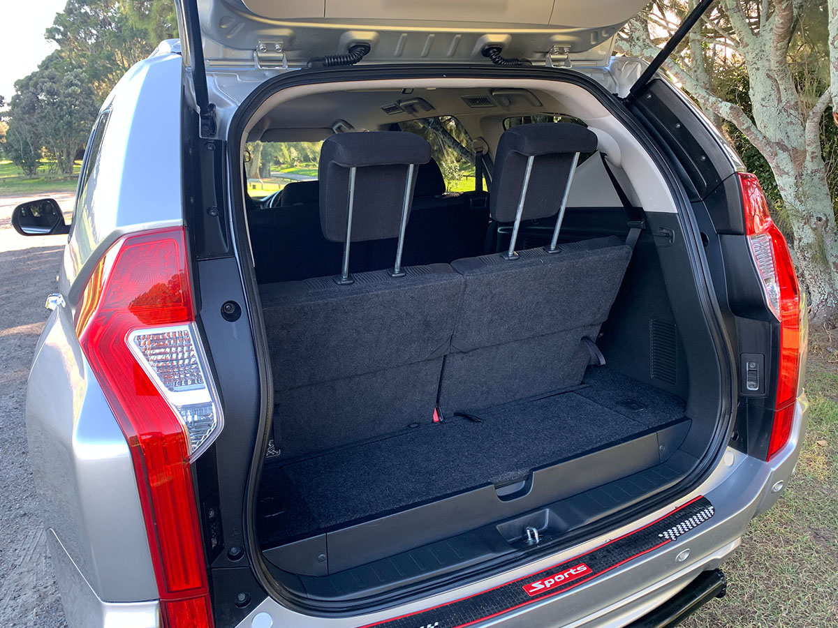 2017 Mitsubishi Pajero Sport XLS 2.4L Diesel 4WD 7 Seater