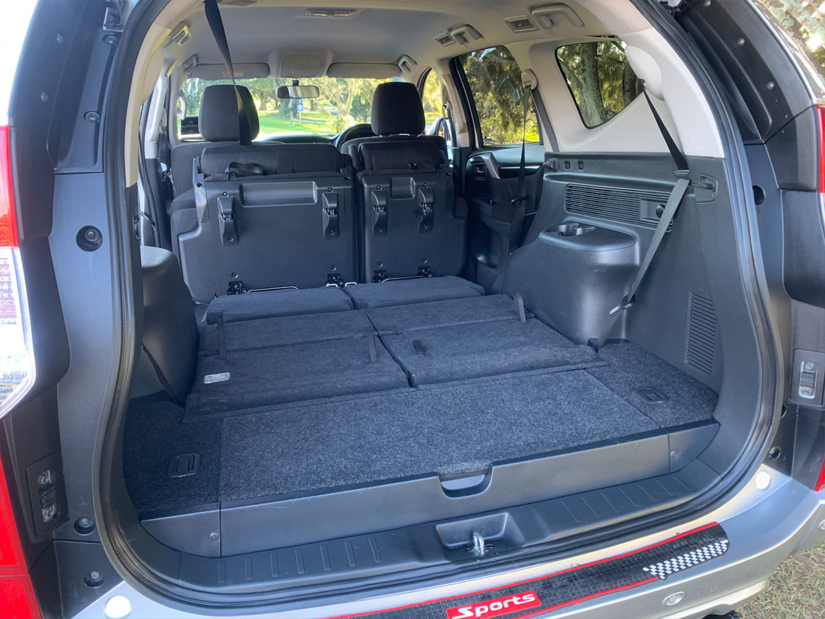 2017 Mitsubishi Pajero Sport XLS 2.4L Diesel 4WD 7 Seater