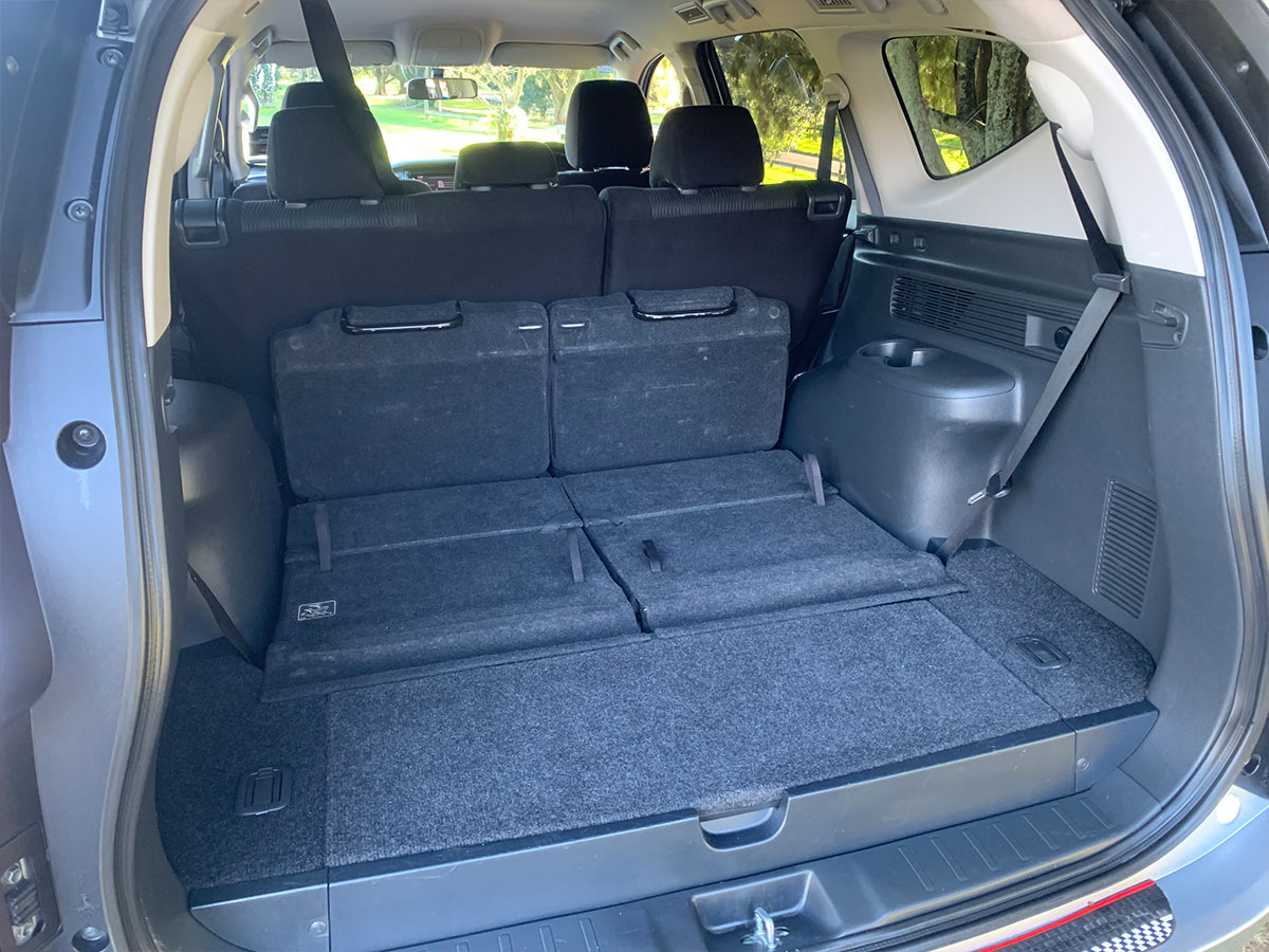 2017 Mitsubishi Pajero Sport XLS 2.4L Diesel 4WD 7 Seater