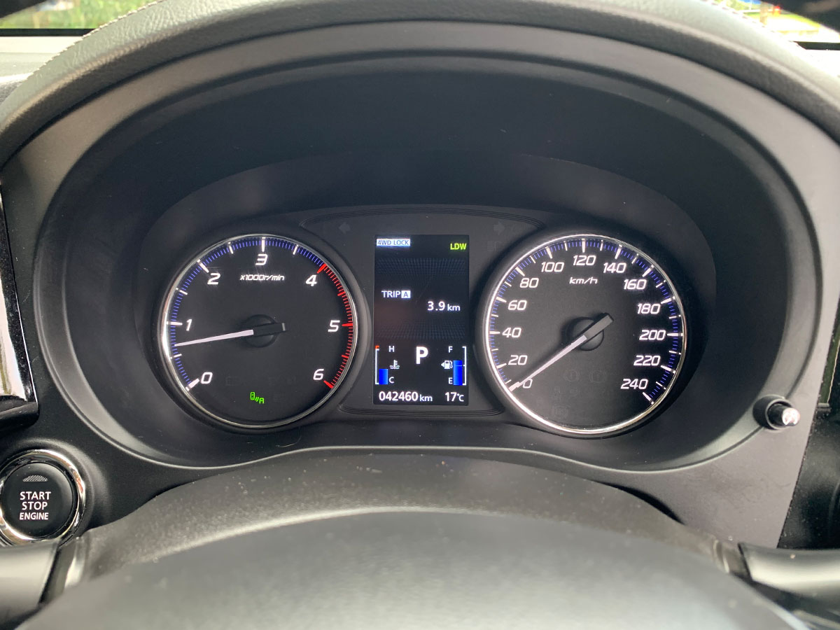 2018 Mitsubishi Outlander XLS 2.3L Diesel 4WD 7 Seater