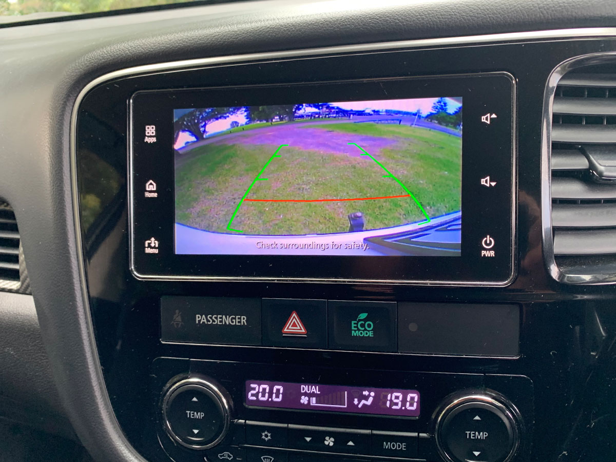 2018 Mitsubishi Outlander XLS 2.3L Diesel 4WD 7 Seater