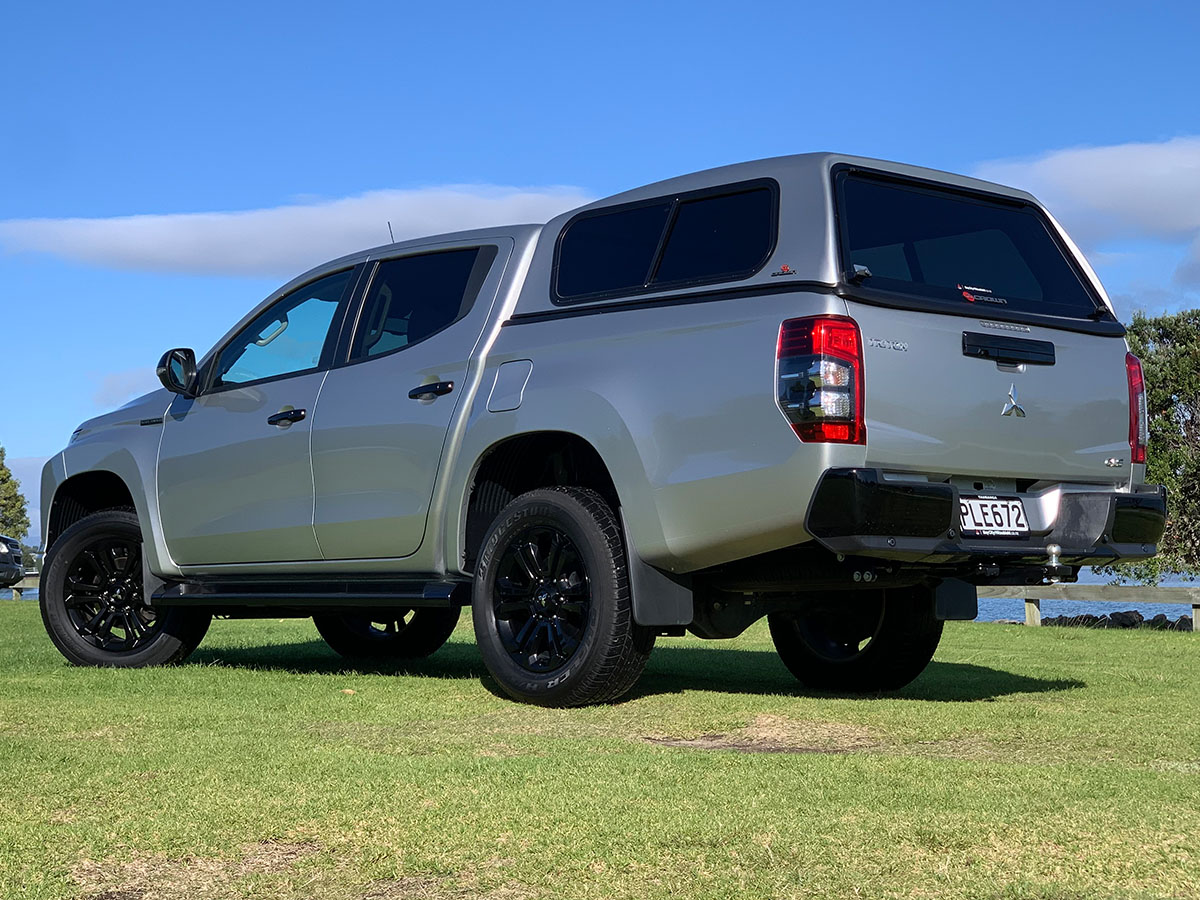 2022 Mitsubishi Triton GLSB 4WD 2.4L Diesel Turbo 6 Speed Auto