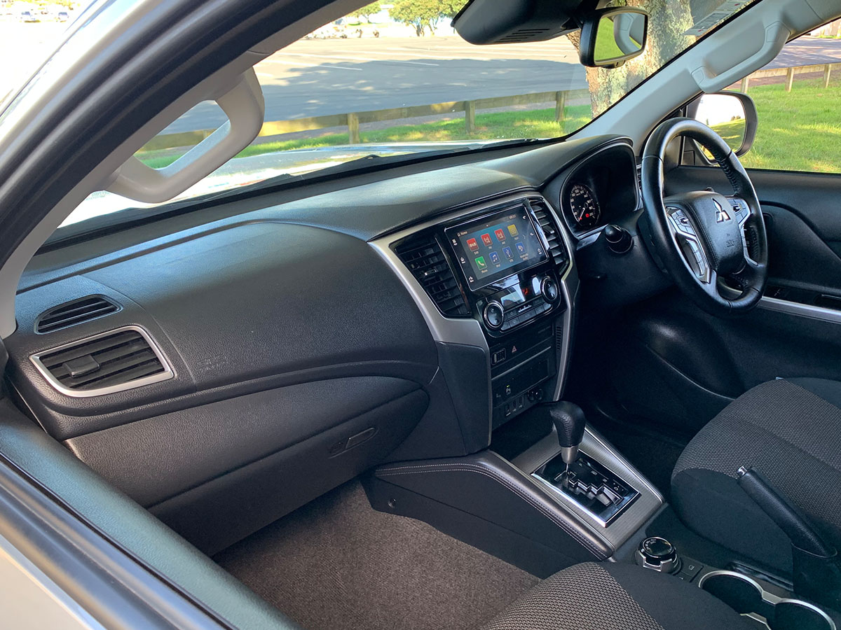 2022 Mitsubishi Triton GLSB 4WD 2.4L Diesel Turbo 6 Speed Auto