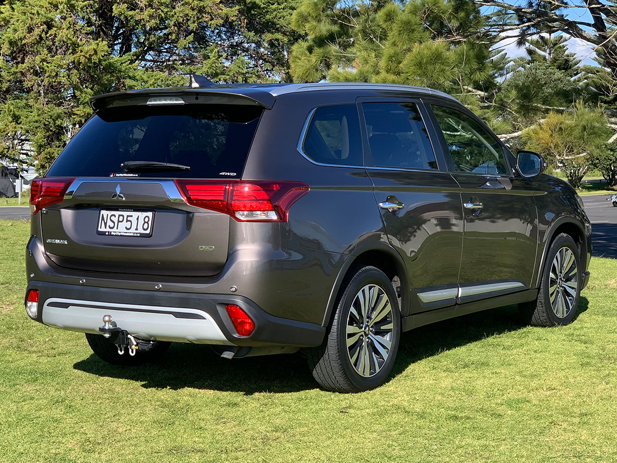 2021 Mitsubishi Outlander VRX 2.3L Diesel 4WD 7 Seater 6 Speed Auto
