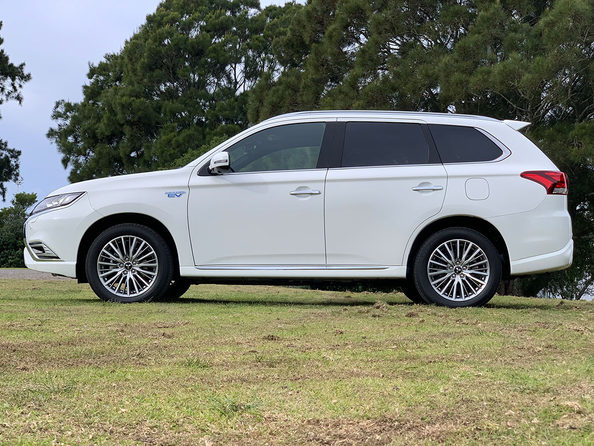 2021 Mitsubishi Outlander VRX PHEV HYBRID 4WD