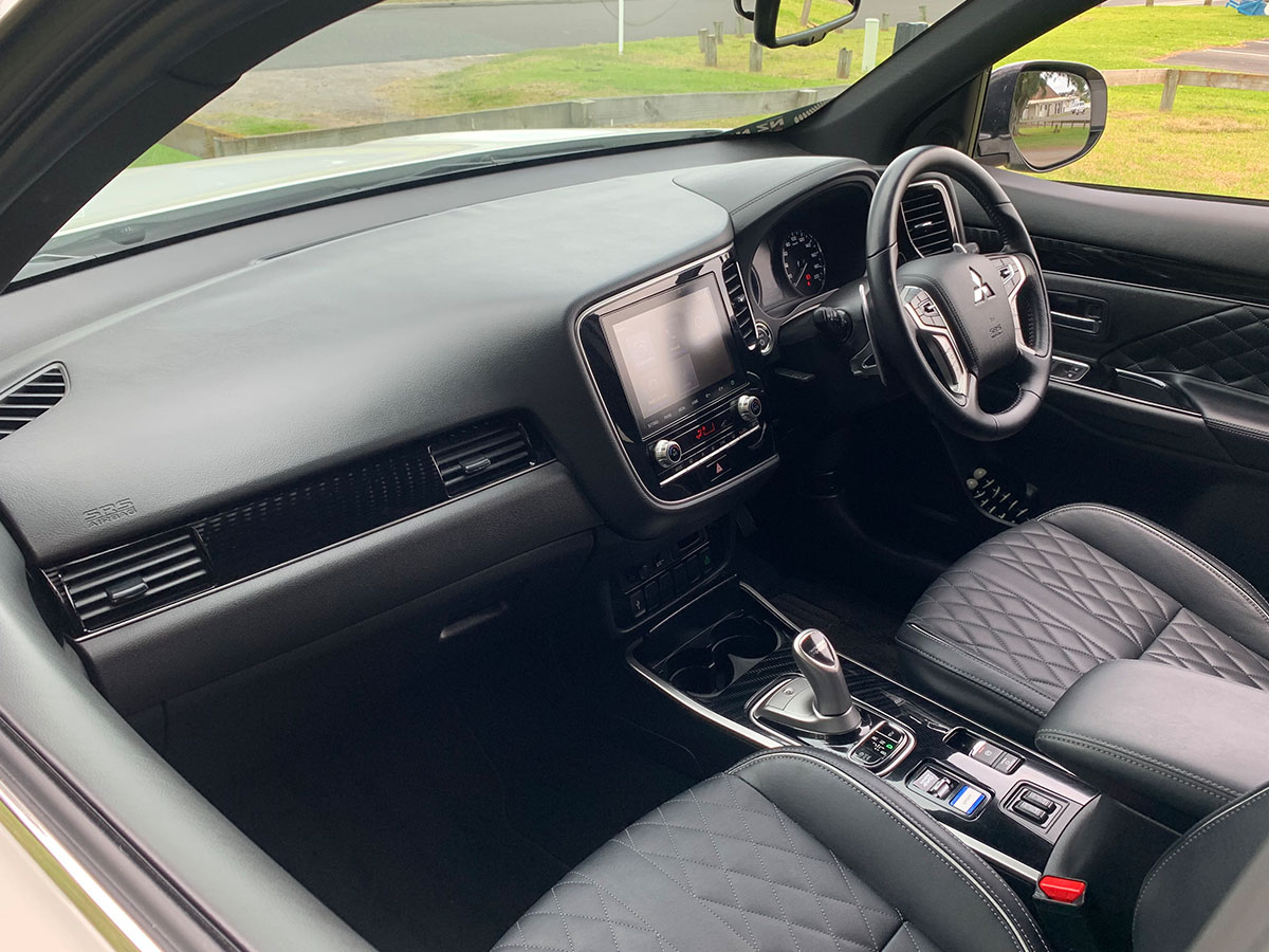 2021 Mitsubishi Outlander VRX PHEV HYBRID 4WD