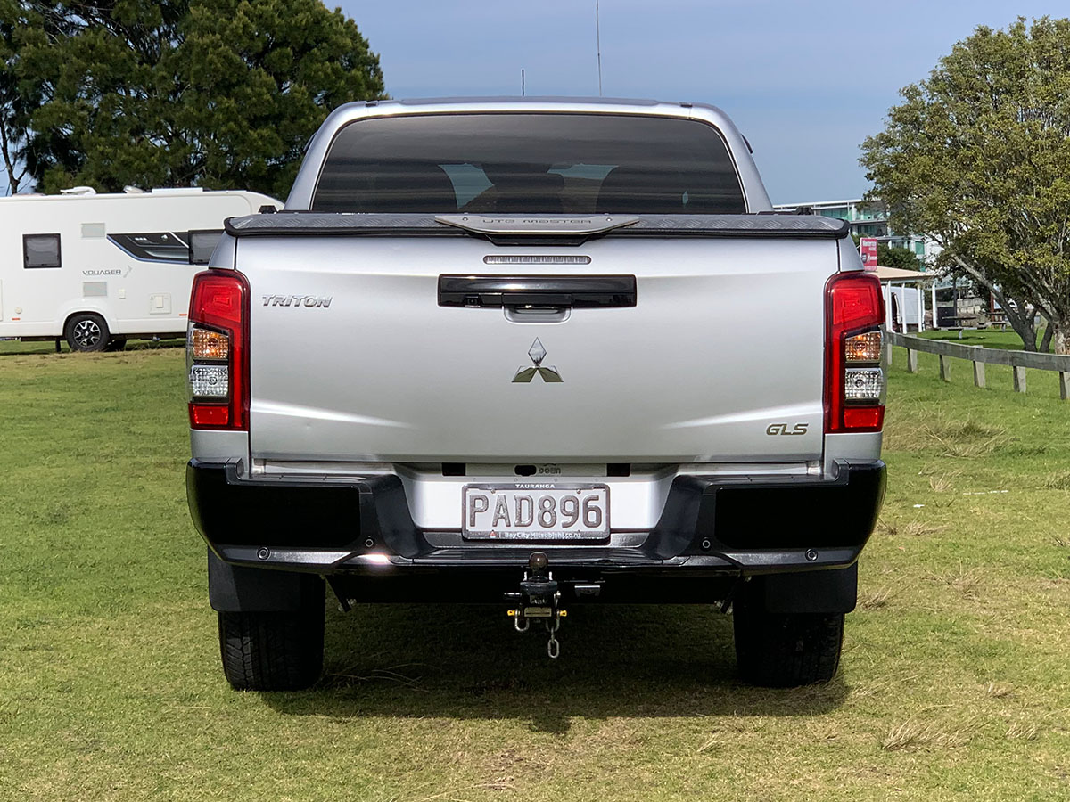 2022 Mitsubishi Triton GLSB 4WD 2.4L Diesel Turbo 6 Speed Auto