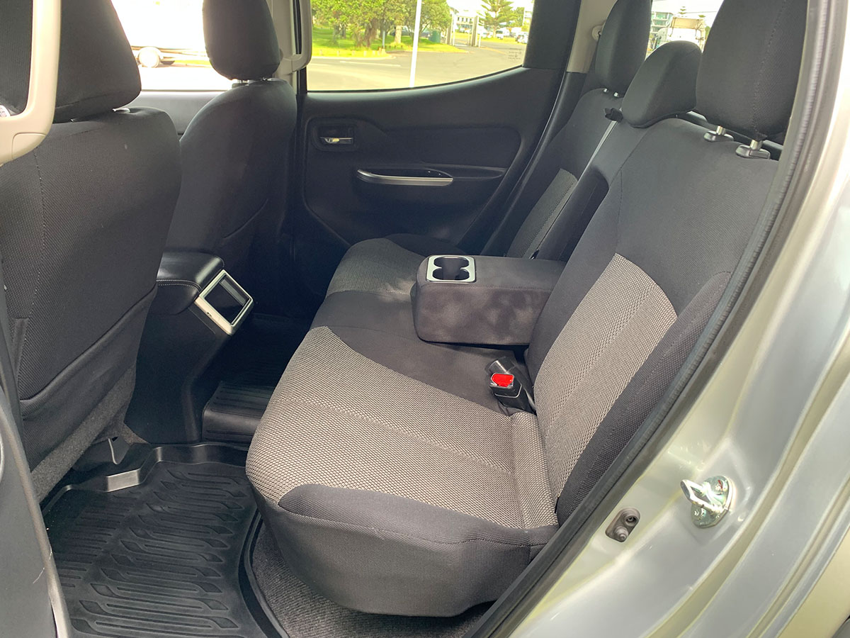 2022 Mitsubishi Triton GLSB 4WD 2.4L Diesel Turbo 6 Speed Auto