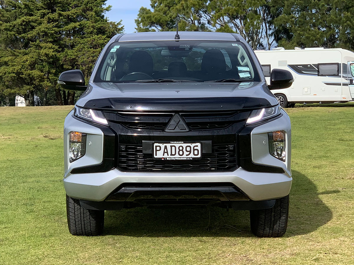2022 Mitsubishi Triton GLSB 4WD 2.4L Diesel Turbo 6 Speed Auto