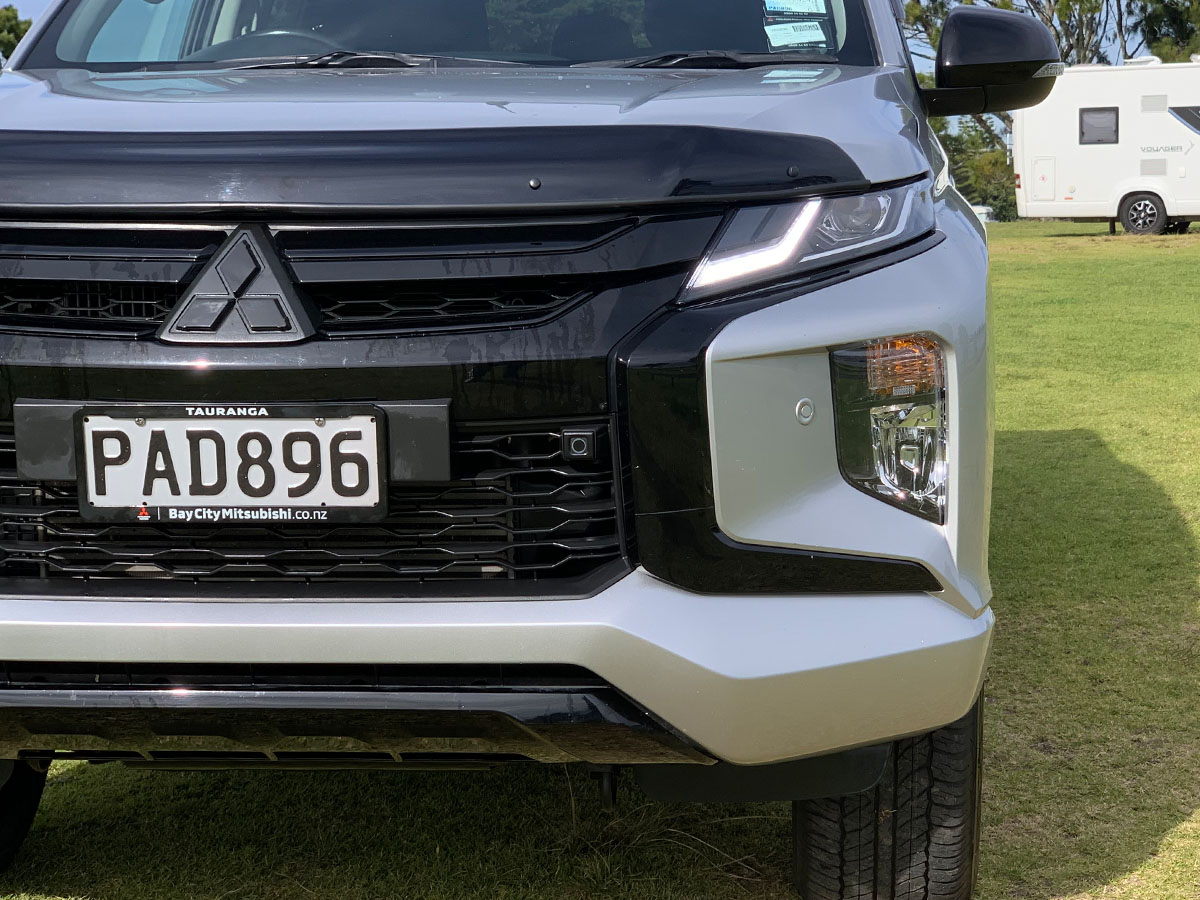 2022 Mitsubishi Triton GLSB 4WD 2.4L Diesel Turbo 6 Speed Auto