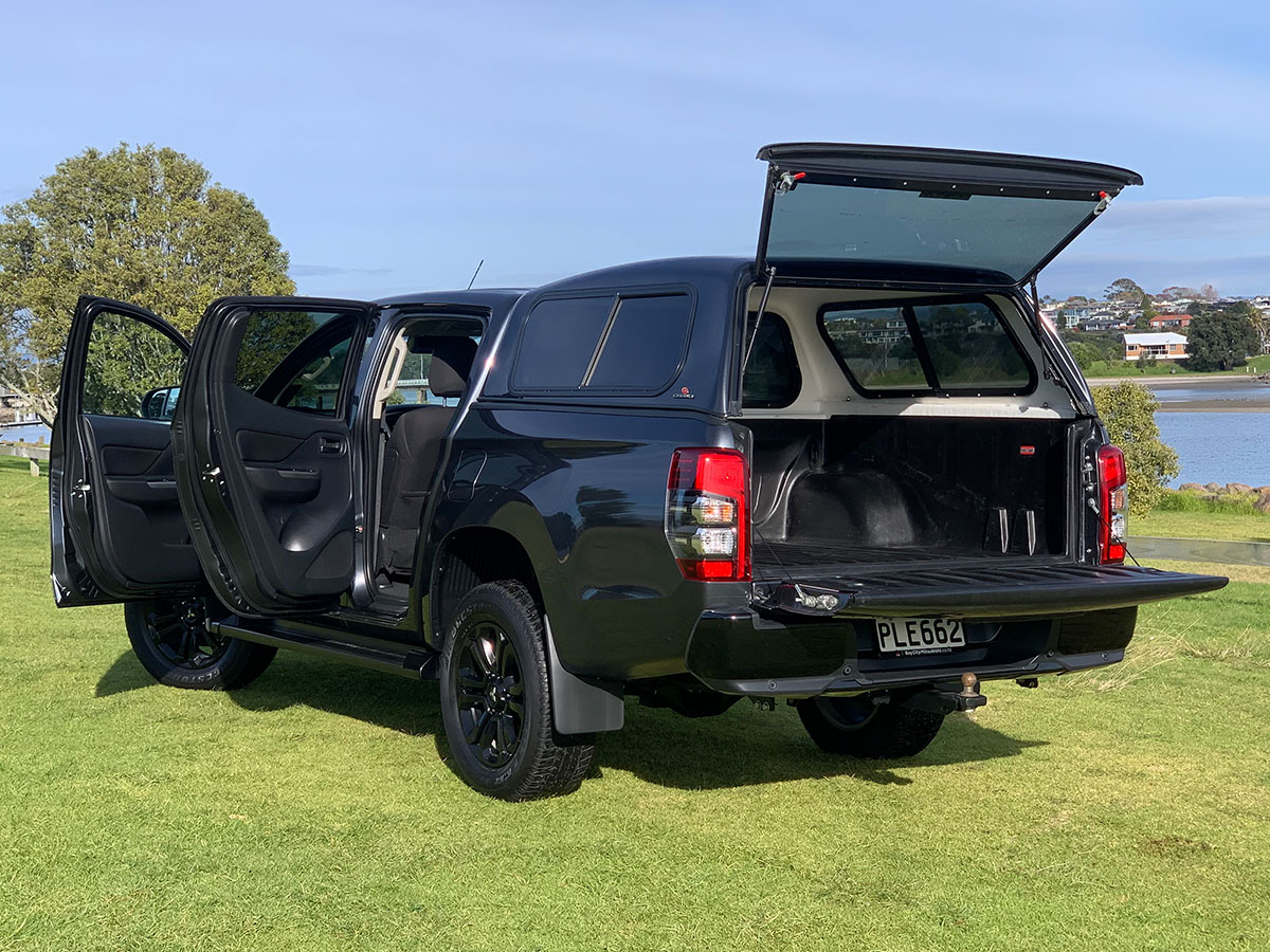 2022 Mitsubishi Triton GLSB 4WD 2.4L Diesel Turbo 6 Speed Auto