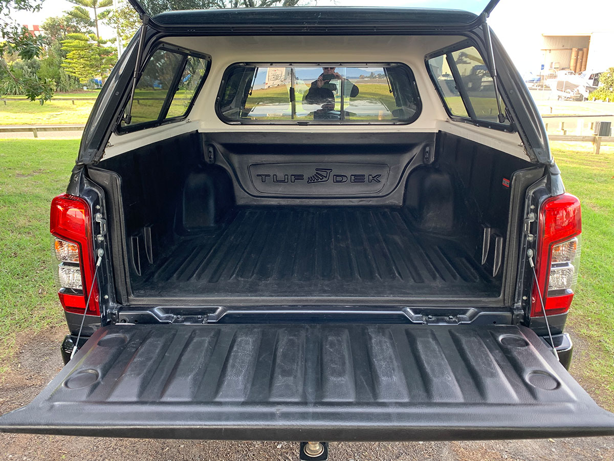 2022 Mitsubishi Triton GLSB 4WD 2.4L Diesel Turbo 6 Speed Auto