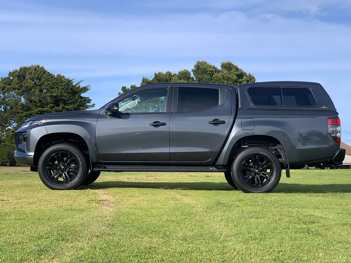 2022 Mitsubishi Triton GLSB 4WD 2.4L Diesel Turbo 6 Speed Auto