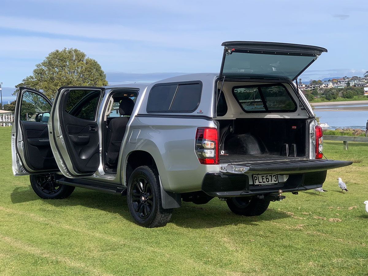 2022 Mitsubishi Triton GLSB 4WD 2.4L Diesel Turbo 6 Speed Auto