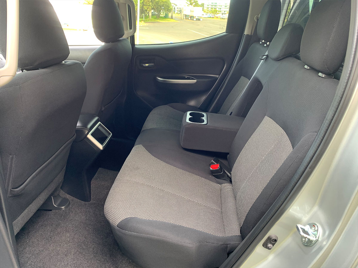 2022 Mitsubishi Triton GLSB 4WD 2.4L Diesel Turbo 6 Speed Auto