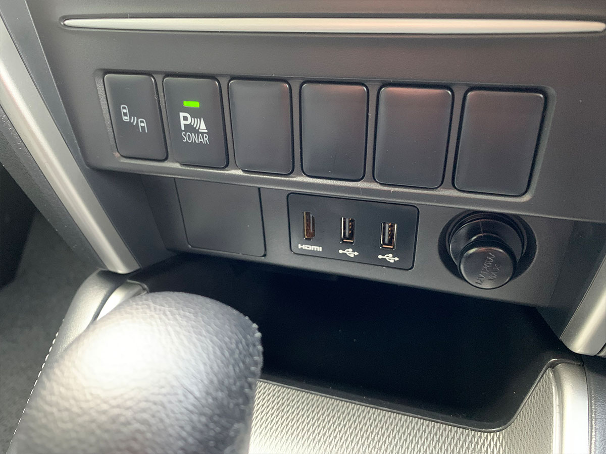 2022 Mitsubishi Triton GLSB 4WD 2.4L Diesel Turbo 6 Speed Auto