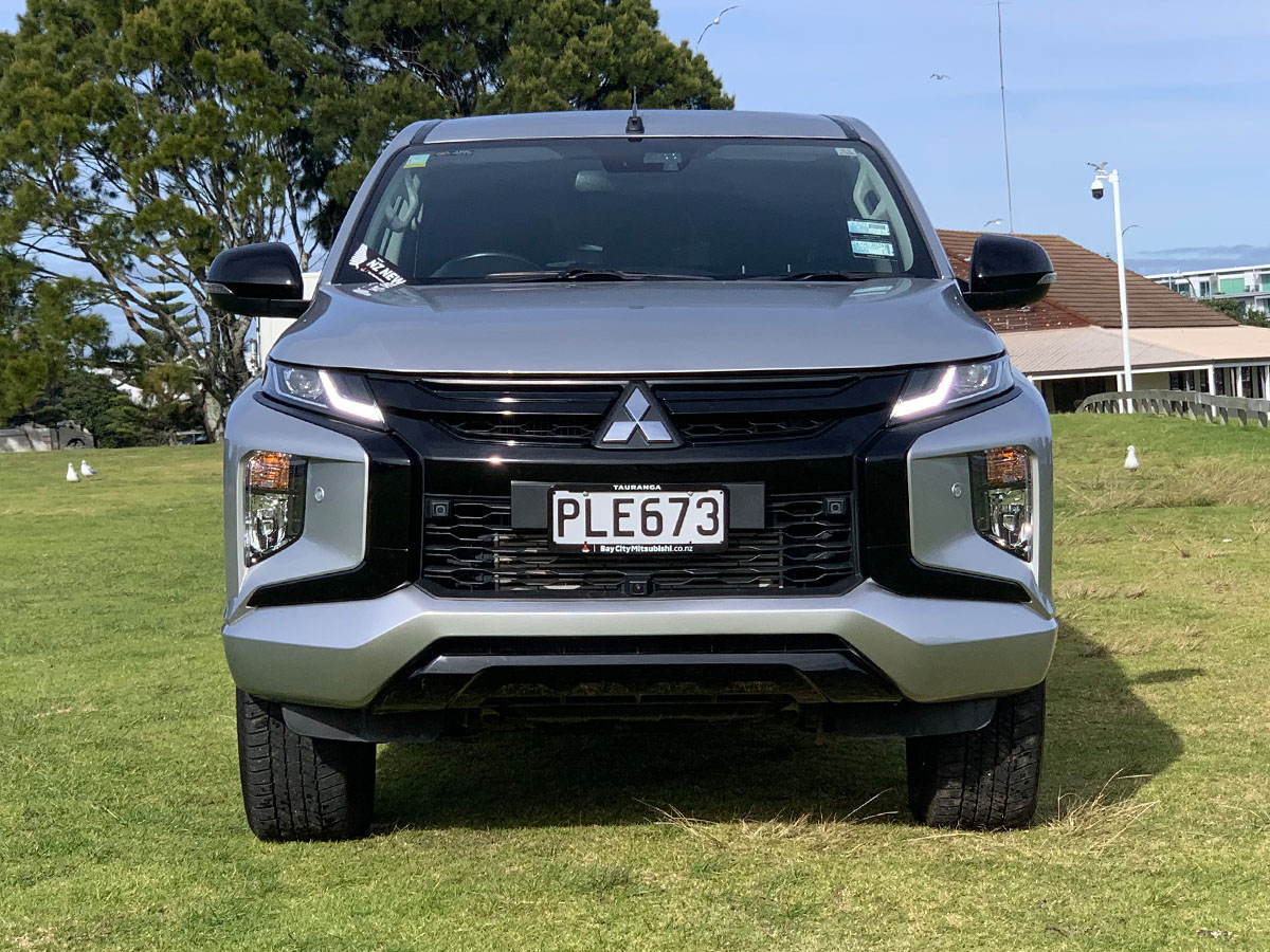 2022 Mitsubishi Triton GLSB 4WD 2.4L Diesel Turbo 6 Speed Auto