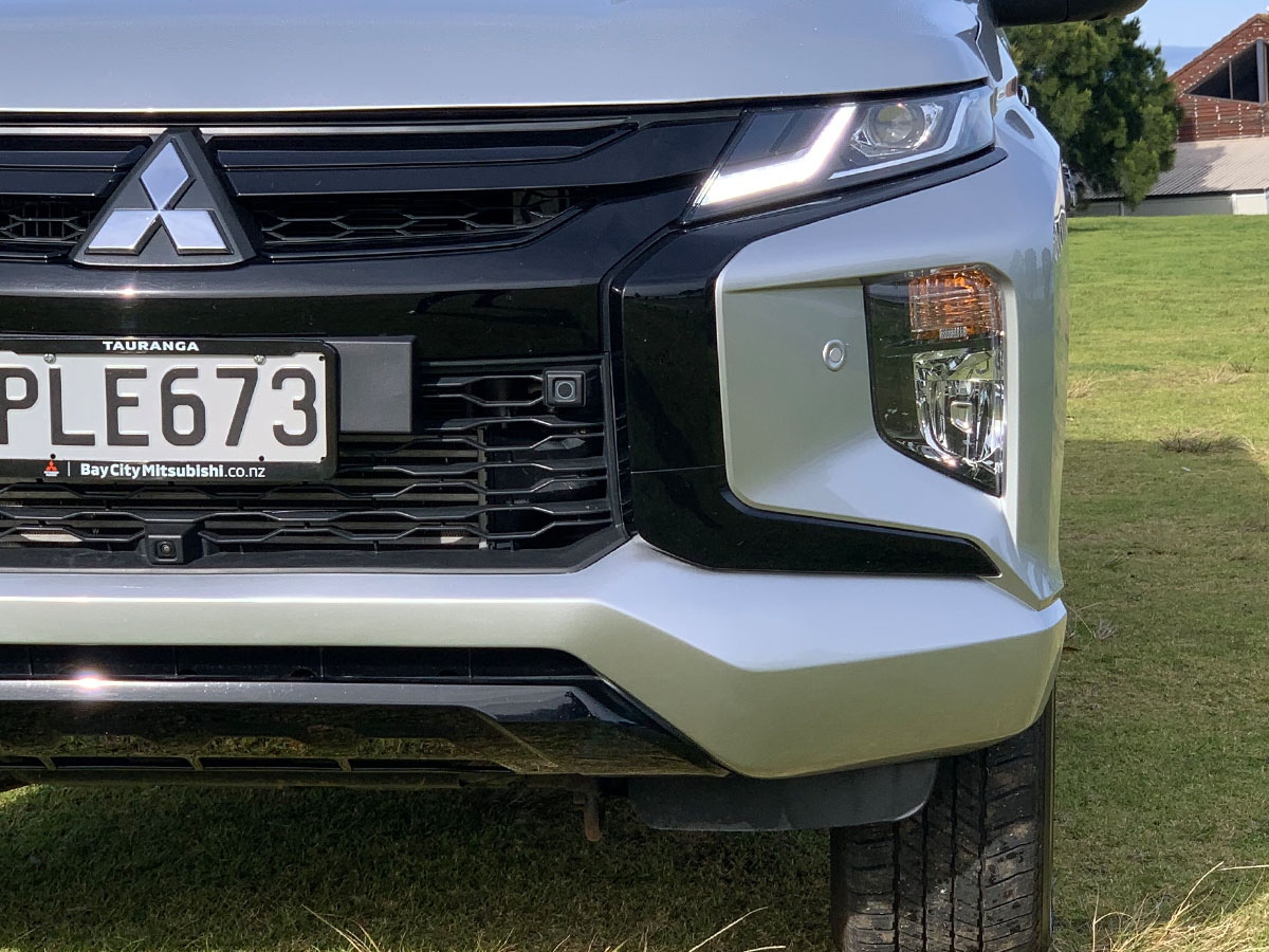2022 Mitsubishi Triton GLSB 4WD 2.4L Diesel Turbo 6 Speed Auto