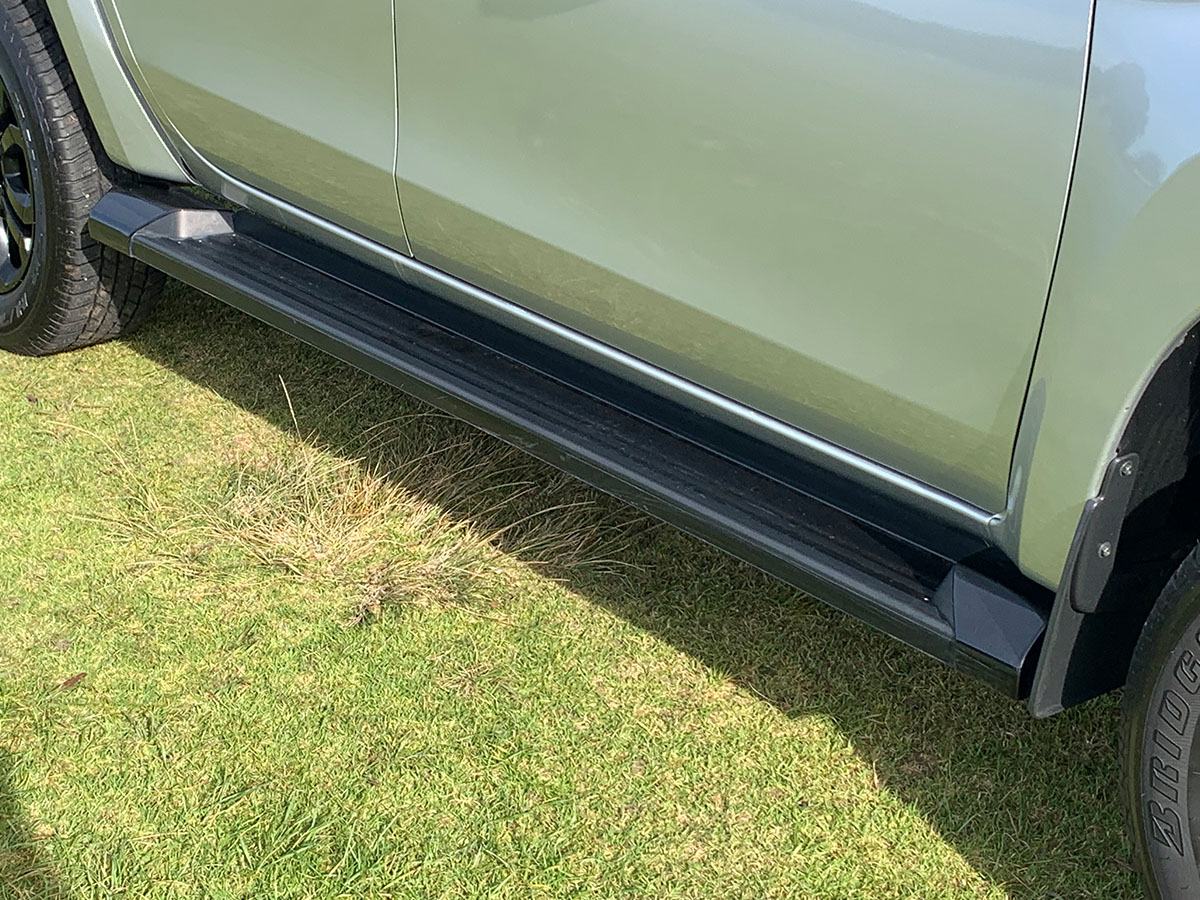 2022 Mitsubishi Triton GLSB 4WD 2.4L Diesel Turbo 6 Speed Auto