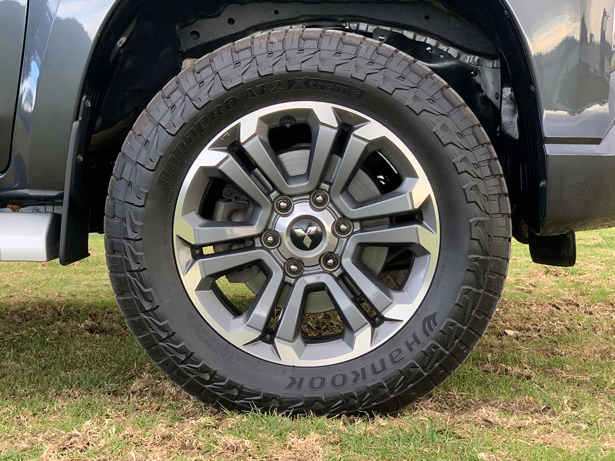 2022 Mitsubishi Triton VRX 4WD 2.4L Diesel Turbo 6 Speed Auto