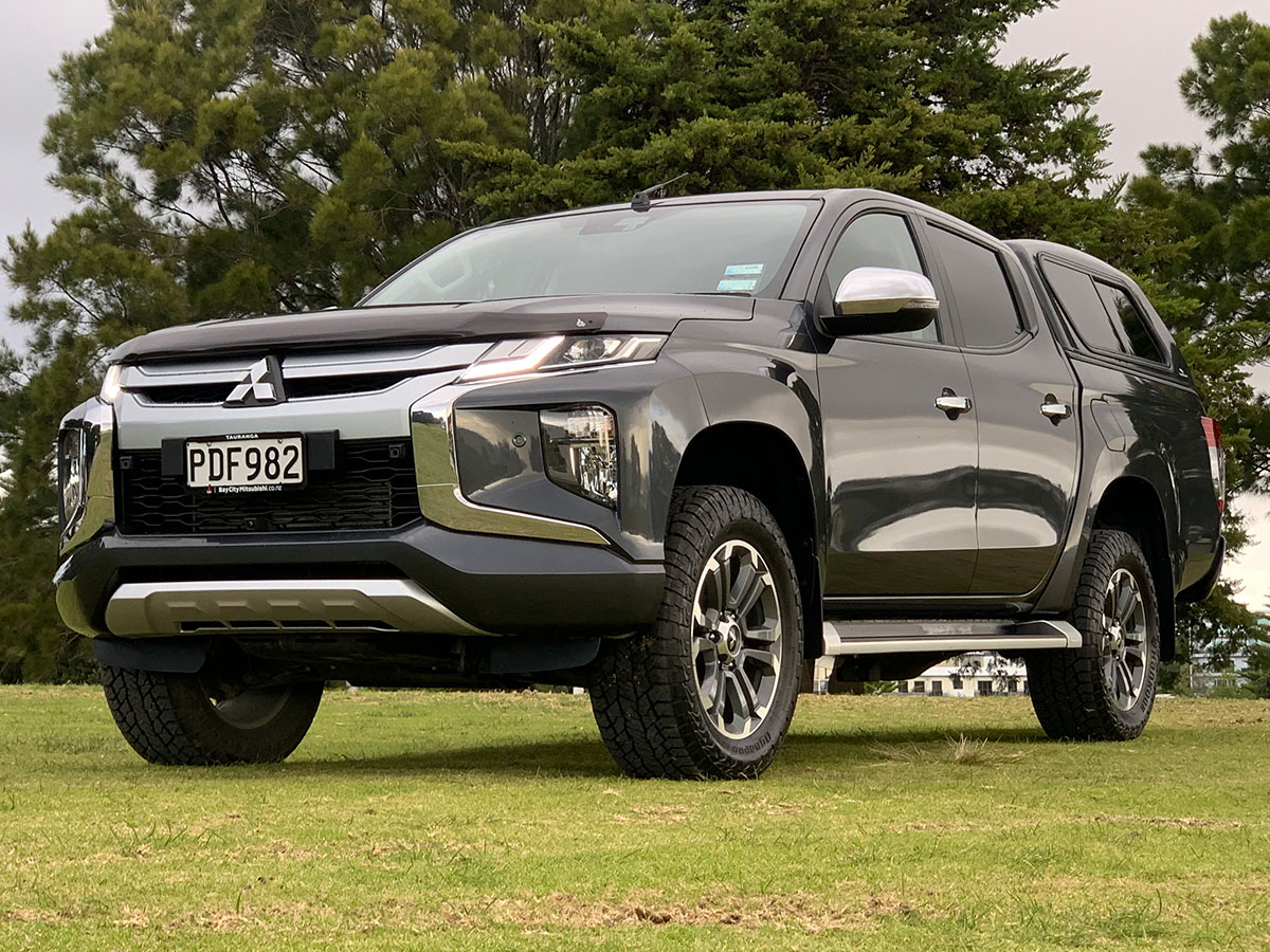 2022 Mitsubishi Triton VRX 4WD 2.4L Diesel Turbo 6 Speed Auto
