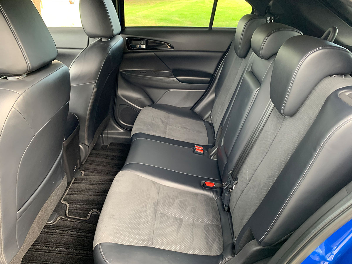 2023 Mitsubishi Eclipse Cross PHEV XLS 4WD Hybrid