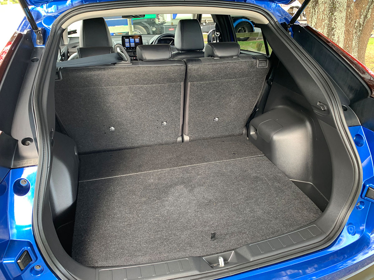 2023 Mitsubishi Eclipse Cross PHEV XLS 4WD Hybrid