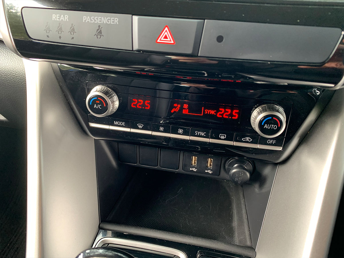 2023 Mitsubishi Eclipse Cross PHEV XLS 4WD Hybrid