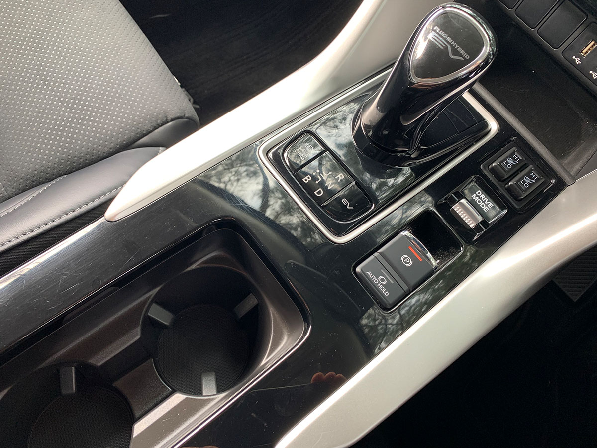 2023 Mitsubishi Eclipse Cross PHEV XLS 4WD Hybrid