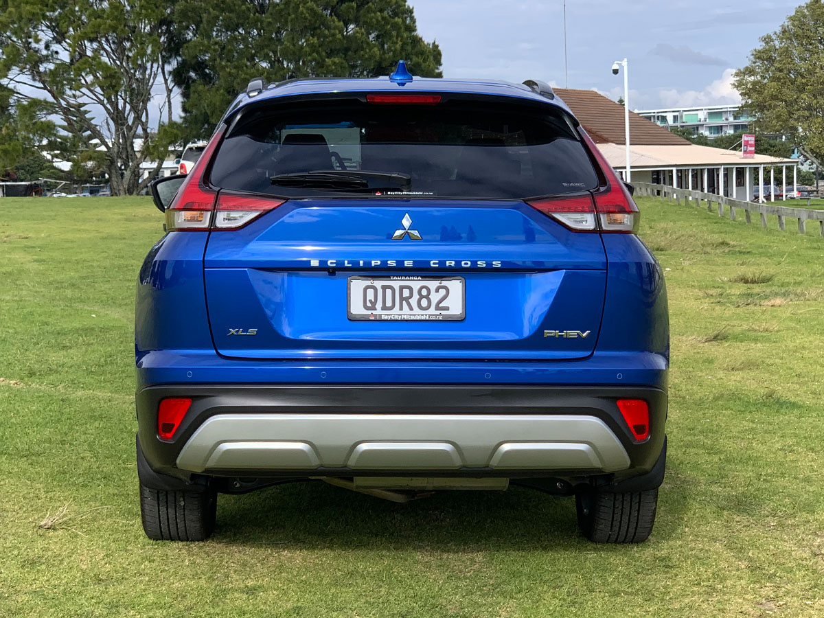 2023 Mitsubishi Eclipse Cross PHEV XLS 4WD Hybrid