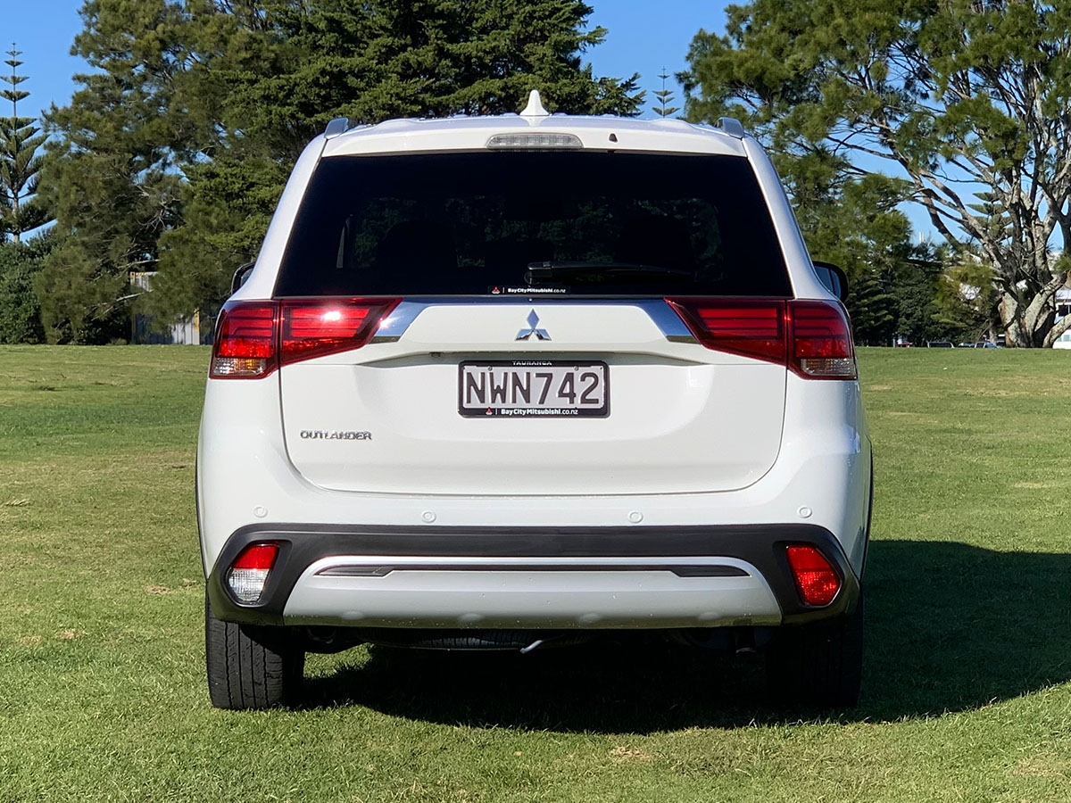 2021 Mitsubishi Outlander LS 2.4L Petrol 7 Seater Automatic