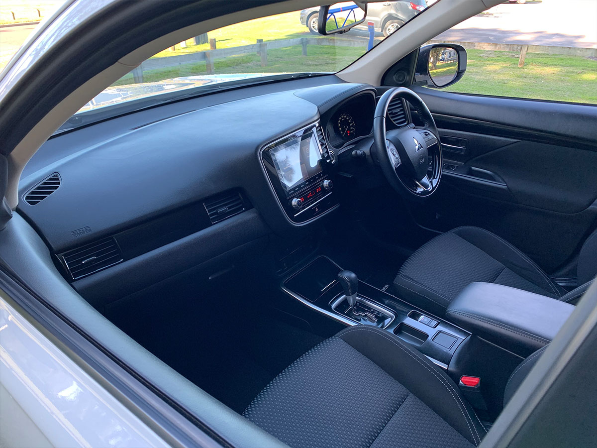 2021 Mitsubishi Outlander LS 2.4L Petrol 7 Seater Automatic