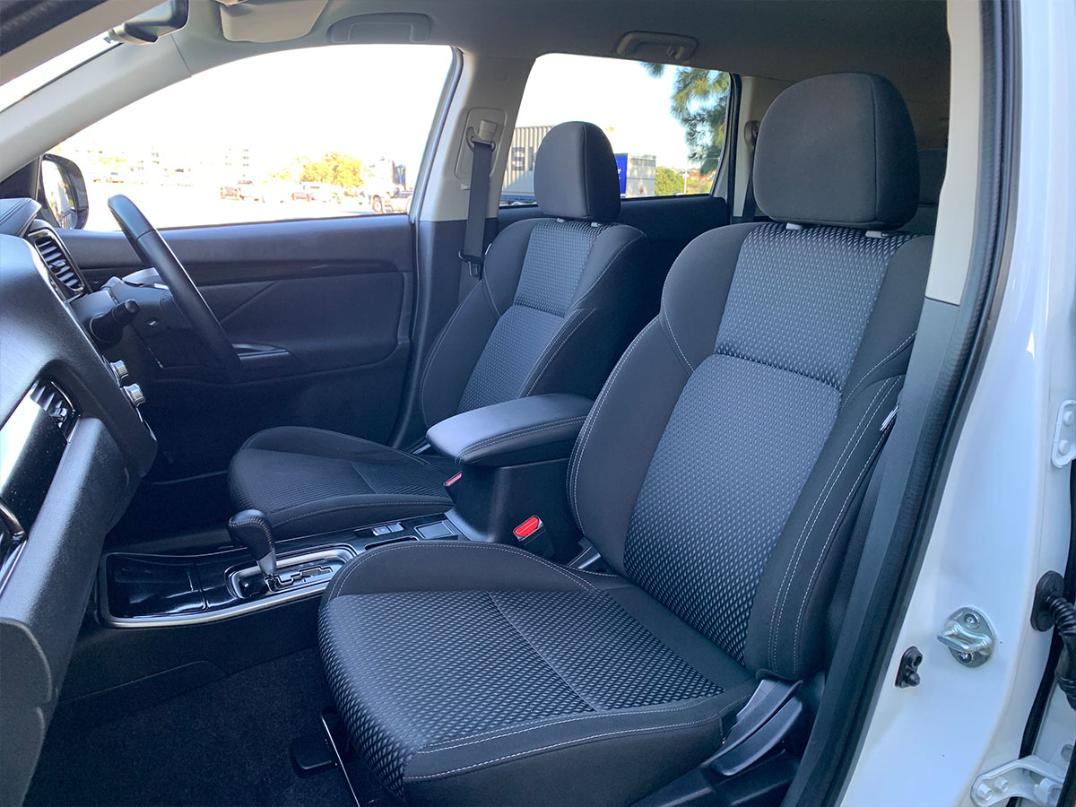 2021 Mitsubishi Outlander LS 2.4L Petrol 7 Seater Automatic