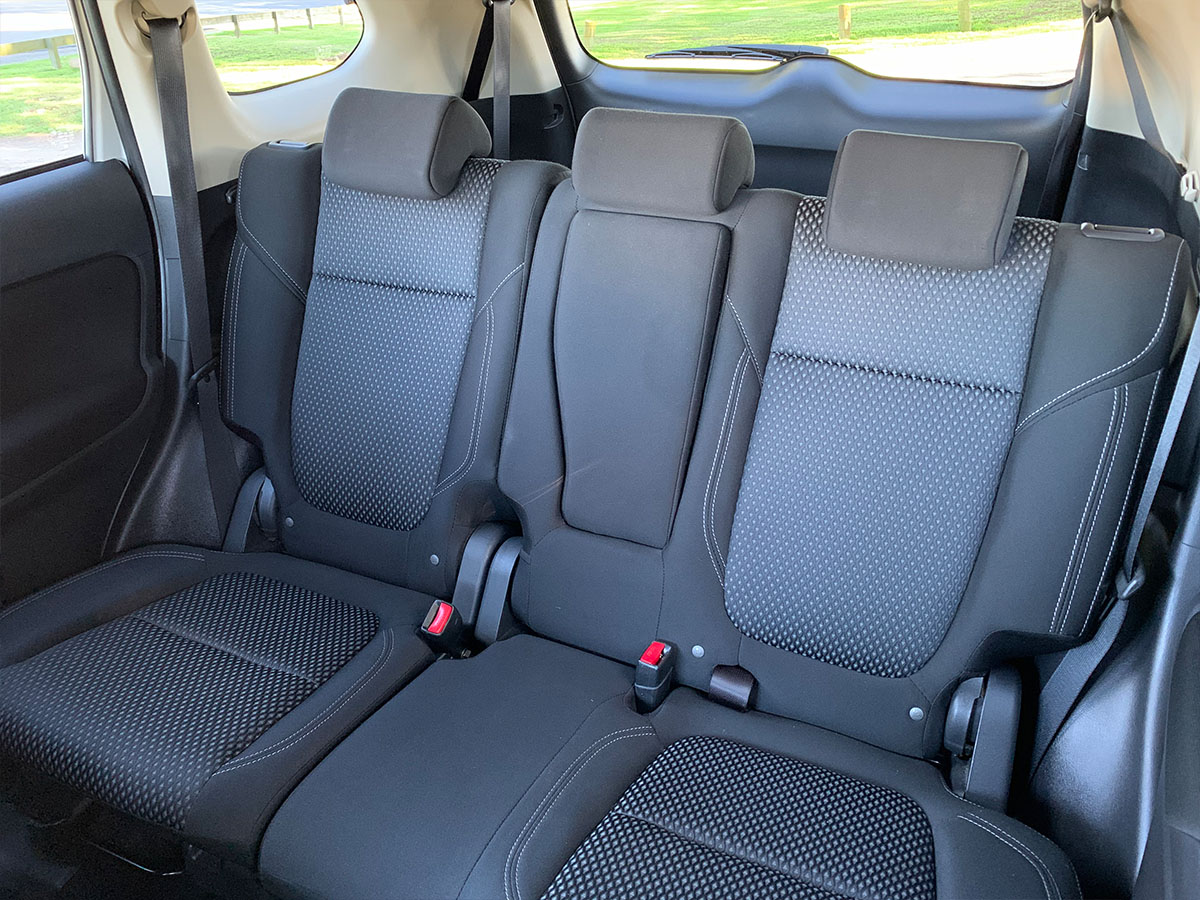 2021 Mitsubishi Outlander LS 2.4L Petrol 7 Seater Automatic