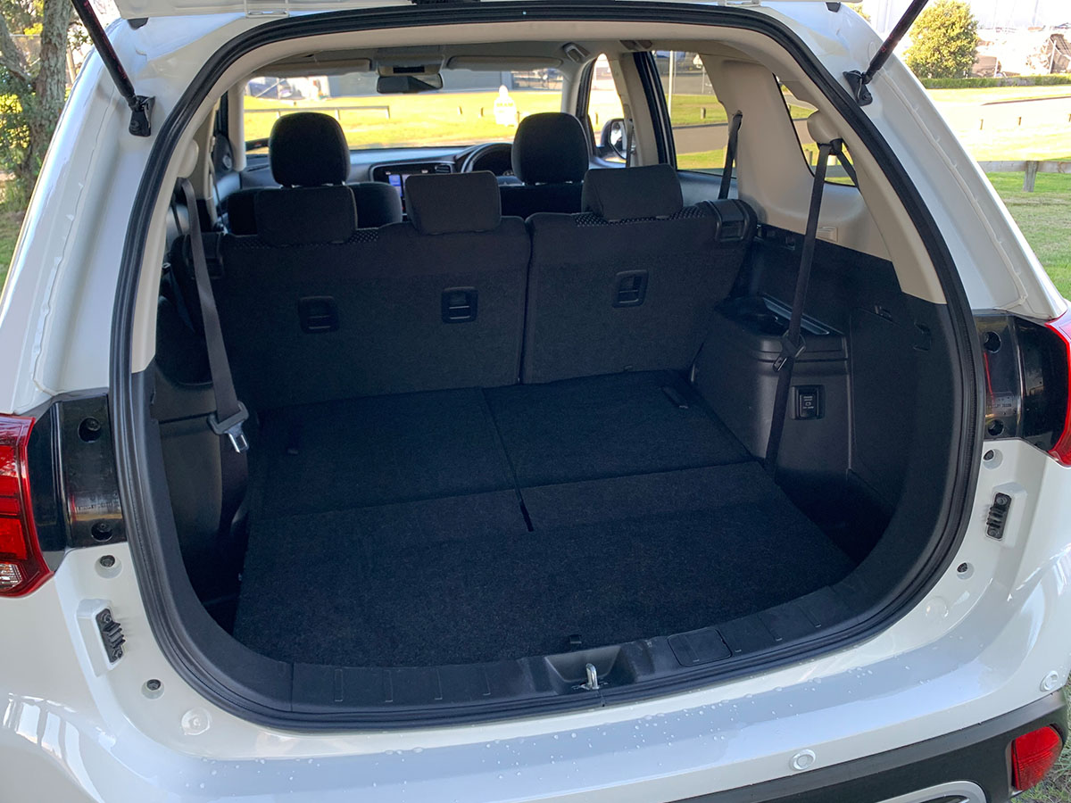 2021 Mitsubishi Outlander LS 2.4L Petrol 7 Seater Automatic